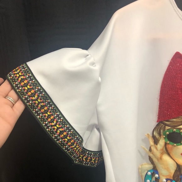 Red Kiss - Picture 2 of 4